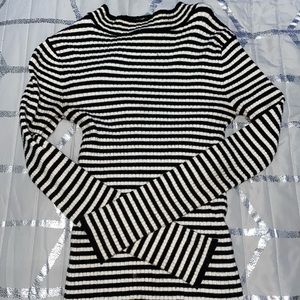Forever 21 Black & White Striped Sweater